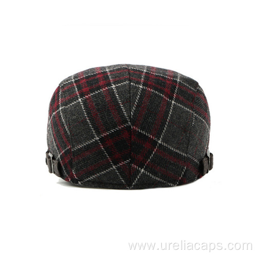 Classical warm and thick beret